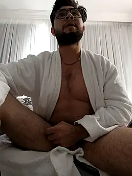 Snapshot of Mstfaavan64 chatting on October 28, 2025, 8:51 am Mstfaavan64 online show from October 28, 2025, 8:51 am