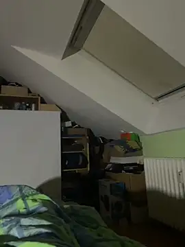 Ilovemilf1 online show from November 16, 2025, 5:29 pm