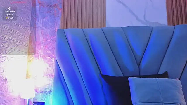 Snapshot of Salome_cruxx chatting on April 28, 2026, 2:33 pm Salome cruxx online show from April 28, 2026, 2:33 pm
