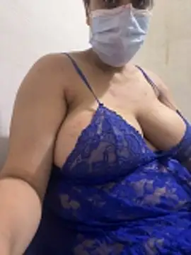 Snapshot of WildNour chatting on April 18, 2026, 8:09 pm WildNour online show from April 18, 2026, 8:09 pm