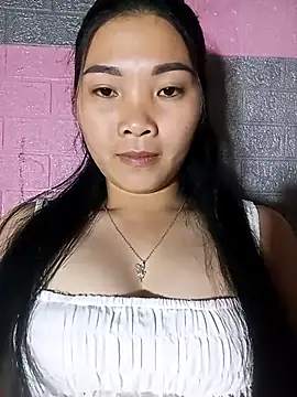 Snapshot of Lovebaby-love chatting on December 21, 2025, 2:24 pm Lovebaby-love online show from December 21, 2025, 2:24 pm