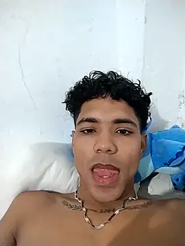 Snapshot of Alex_Sweeting chatting on April 3, 2026, 6:17 pm Alex Sweeting online show from April 3, 2026, 6:17 pm