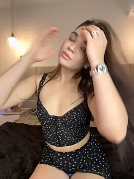 Snapshot of BabyShy- chatting on November 13, 2025, 10:52 pm BabyShy- online show from November 13, 2025, 10:52 pm