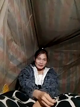 doggy-00 online show from November 19, 2025, 2:00 am