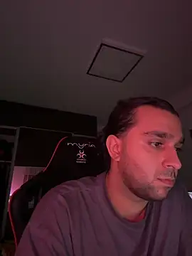 Snapshot of NNichox chatting on October 30, 2025, 7:47 pm NNichox online show from October 30, 2025, 7:47 pm