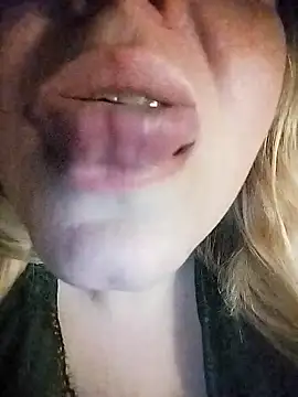 Lana-murr online show from March 16, 2026, 5:50 pm