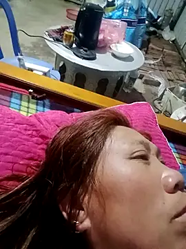 Snapshot of bella-la chatting on February 2, 2026, 11:25 pm bella-la online show from February 2, 2026, 11:25 pm