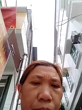 Snapshot of bella-la chatting on February 6, 2026, 3:55 am bella-la online show from February 6, 2026, 3:55 am