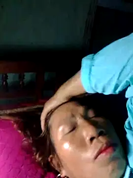 Snapshot of bella-la chatting on February 13, 2026, 1:40 pm bella-la online show from February 13, 2026, 1:40 pm