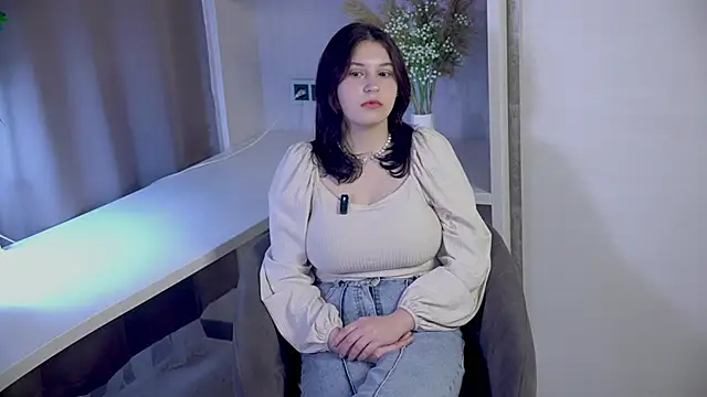 Snapshot of DevonaBedard chatting on October 28, 2025, 3:54 am DevonaBedard online show from October 28, 2025, 3:54 am