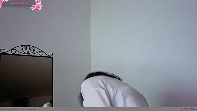valeryablack online show from May 13, 2026, 6:05 pm