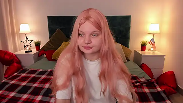 Snapshot of babyyullii chatting on February 24, 2026, 5:16 am babyyullii online show from February 24, 2026, 5:16 am