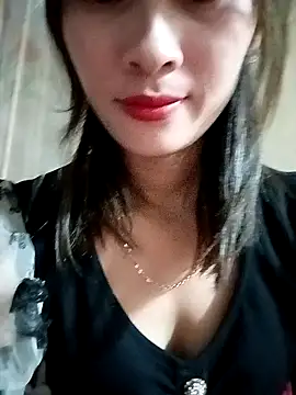 Em xinh01 online show from October 29, 2025, 9:00 am