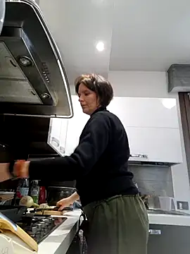 Piediniecollant online show from March 2, 2026, 11:17 am