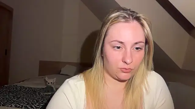 EngelHelene online show from April 5, 2026, 6:05 pm