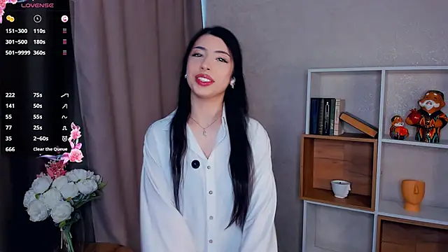 TonjaNeace online show from November 1, 2025, 6:37 am