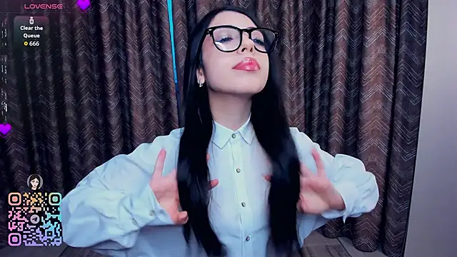 TonjaNeace online show from November 30, 2025, 4:38 am