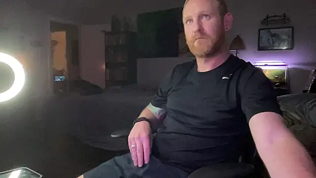 OwlSpirit420 online show from April 7, 2026, 2:01 am