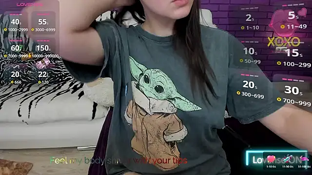 GlowMimi online show from February 26, 2026, 7:35 pm