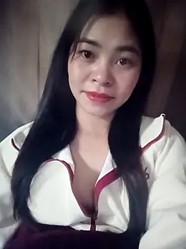 Snapshot of Bamboo-niee123 chatting on February 4, 2026, 1:33 am Bamboo-niee123 online show from February 4, 2026, 1:33 am