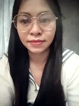 Snapshot of Bamboo-niee123 chatting on February 8, 2026, 10:29 am Bamboo-niee123 online show from February 8, 2026, 10:29 am