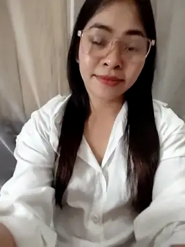 Snapshot of Bamboo-niee123 chatting on February 28, 2026, 6:47 am Bamboo-niee123 online show from February 28, 2026, 6:47 am