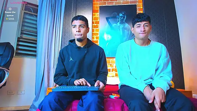 Snapshot of Jack_and_Joes chatting on November 15, 2025, 3:15 am Jack and Joes online show from November 15, 2025, 3:15 am