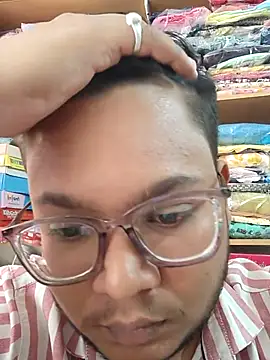 Snapshot of playboy210600 chatting on October 29, 2025, 7:21 am playboy210600 online show from October 29, 2025, 7:21 am