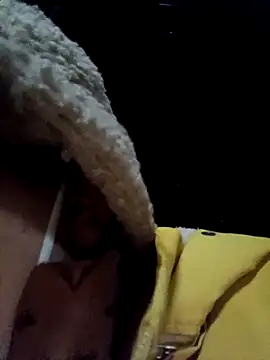 yoyo-mi online show from February 10, 2026, 3:54 am