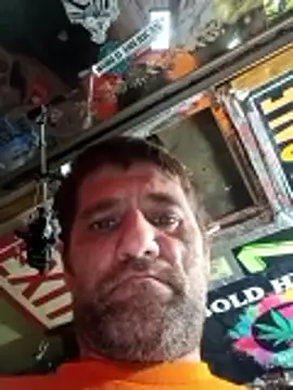 BigThickWhiteDickWilly online show from May 2, 2026, 1:54 am