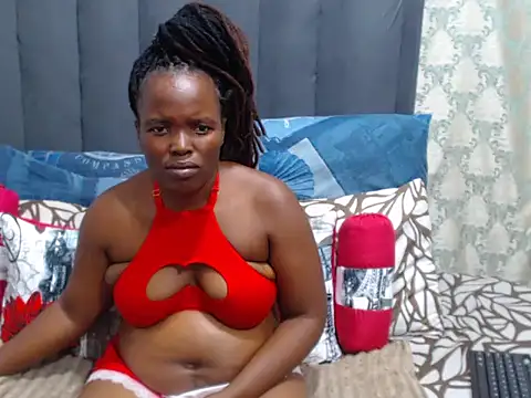 Snapshot of SwaziBeauty chatting on February 13, 2026, 5:09 pm SwaziBeauty online show from February 13, 2026, 5:09 pm