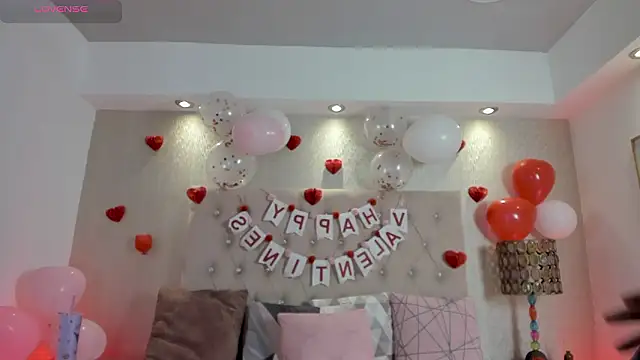 KamyGlam online show from February 14, 2026, 8:05 pm