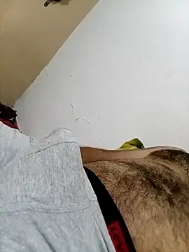 Snapshot of franck10E chatting on February 8, 2026, 2:59 am franck10E online show from February 8, 2026, 2:59 am