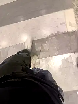 Snapshot of LeoBlaze13 chatting on October 29, 2025, 5:58 pm LeoBlaze13 online show from October 29, 2025, 5:58 pm