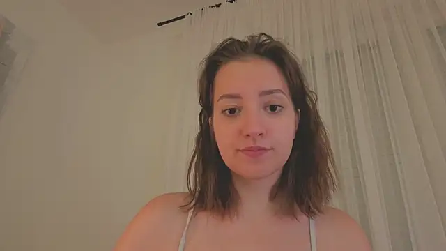 Snapshot of _annieone chatting on October 28, 2025, 10:34 pm  annieone online show from October 28, 2025, 10:34 pm