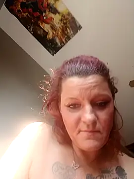 Snapshot of RUBYRED4LIFE chatting on October 29, 2025, 7:48 pm RUBYRED4LIFE online show from October 29, 2025, 7:48 pm