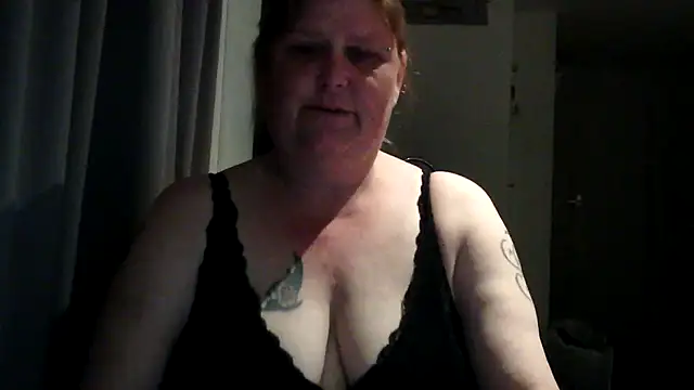 Sylviastar46 online show from May 23, 2026, 8:24 pm