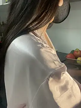 Snapshot of trinhvutrinh chatting on March 17, 2026, 7:01 am trinhvutrinh online show from March 17, 2026, 7:01 am