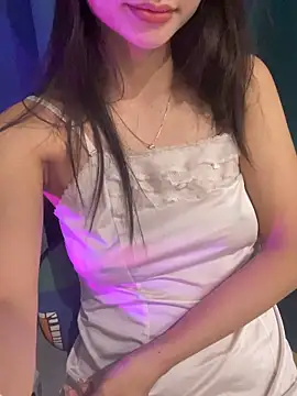 Snapshot of trinhvutrinh chatting on April 8, 2026, 1:05 am trinhvutrinh online show from April 8, 2026, 1:05 am