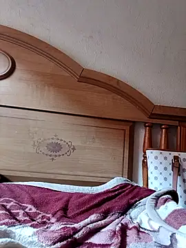 Snapshot of KoksFlame chatting on October 31, 2025, 8:04 am KoksFlame online show from October 31, 2025, 8:04 am