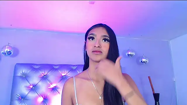 SilvanyMontana online show from January 15, 2026, 3:33 am