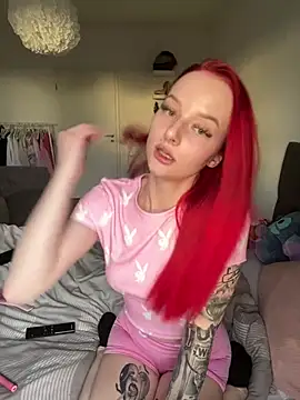 Snapshot of kimkatyrides chatting on April 16, 2026, 5:14 pm kimkatyrides online show from April 16, 2026, 5:14 pm