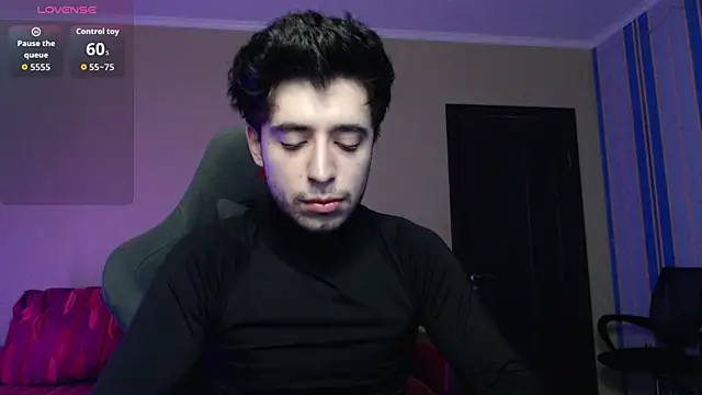 Yofukashii online show from December 15, 2025, 10:58 pm