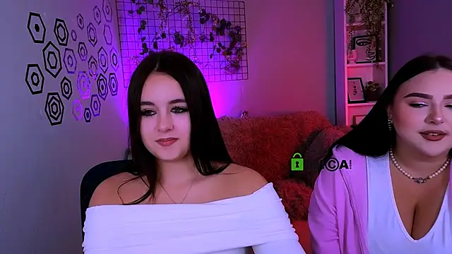 fairy viola online show from November 3, 2025, 11:33 am