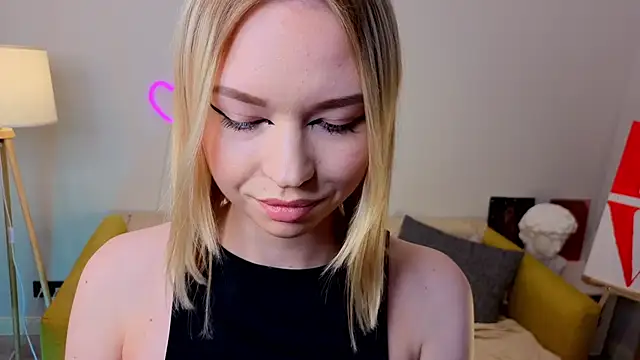 adellime online show from November 2, 2025, 1:35 pm