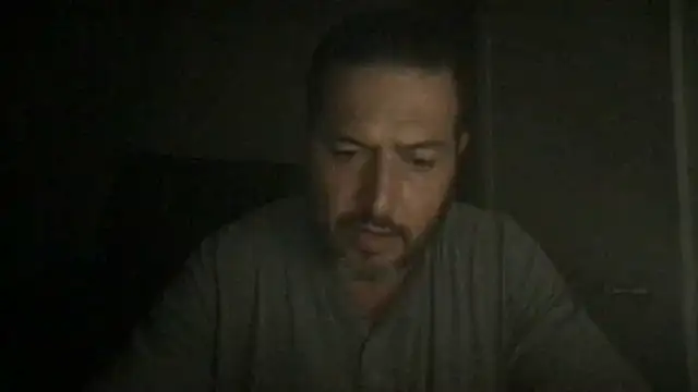 ezrah23 online show from April 7, 2026, 4:35 am