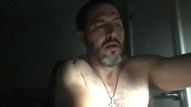 ezrah23 online show from April 8, 2026, 9:42 am