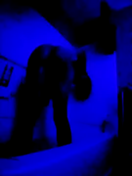 MZThang2Kute online show from November 1, 2025, 5:42 am