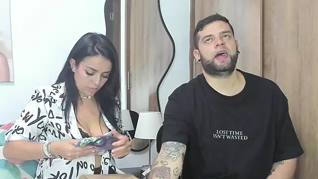 MailynAndNick online show from December 23, 2025, 3:26 am