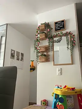 MailynAndNick online show from February 19, 2026, 1:40 pm